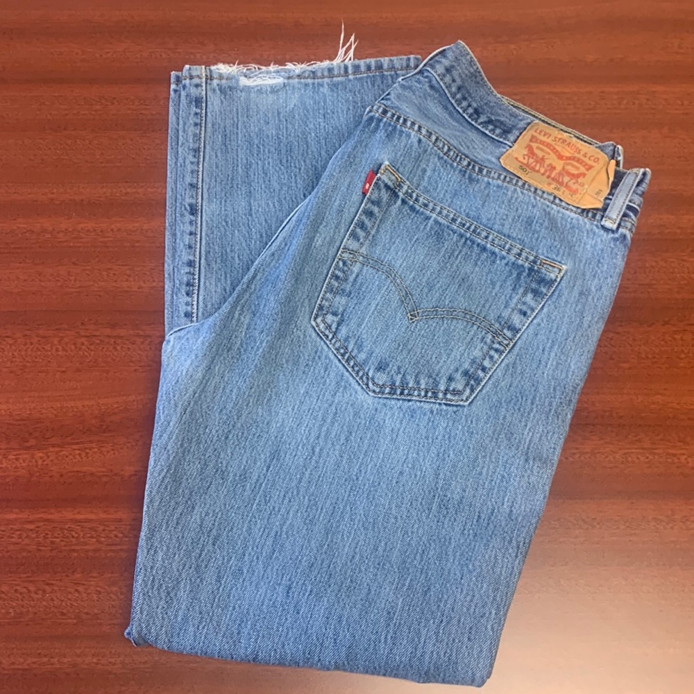 Levi’s Mom Jeans